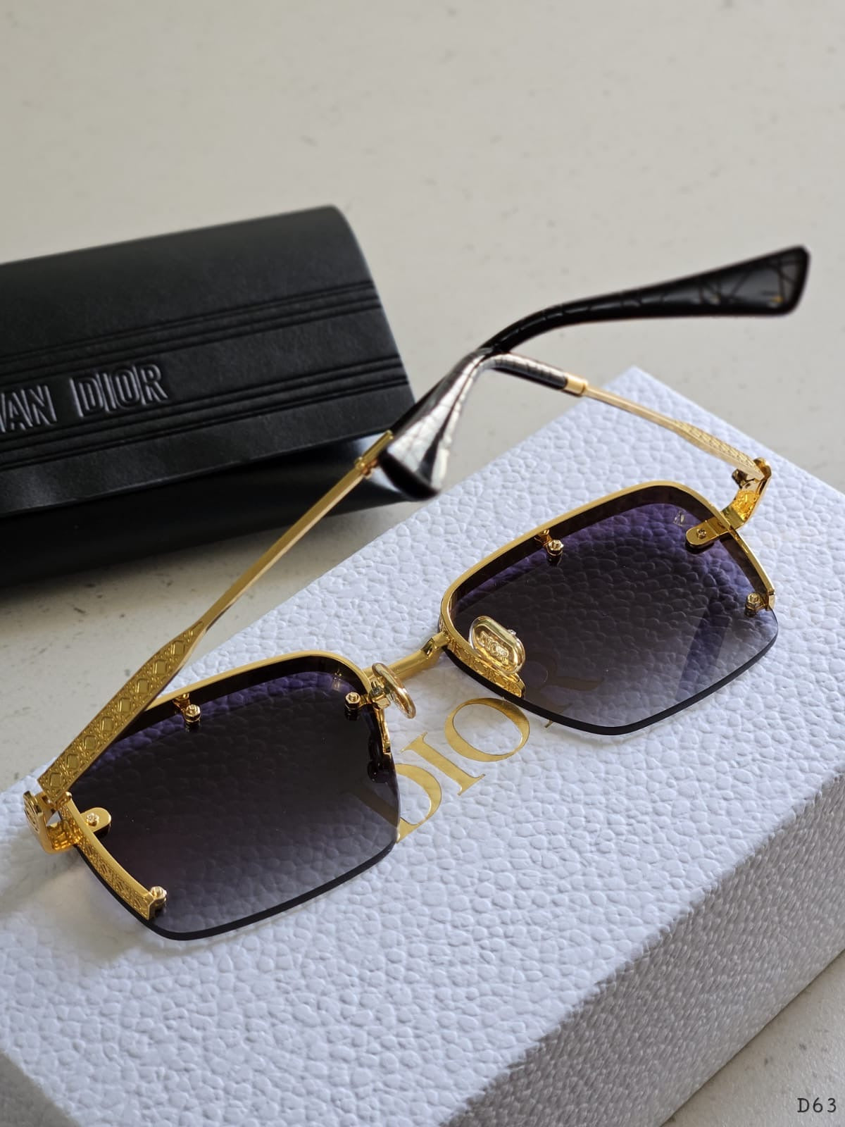 DIOR GLASSES