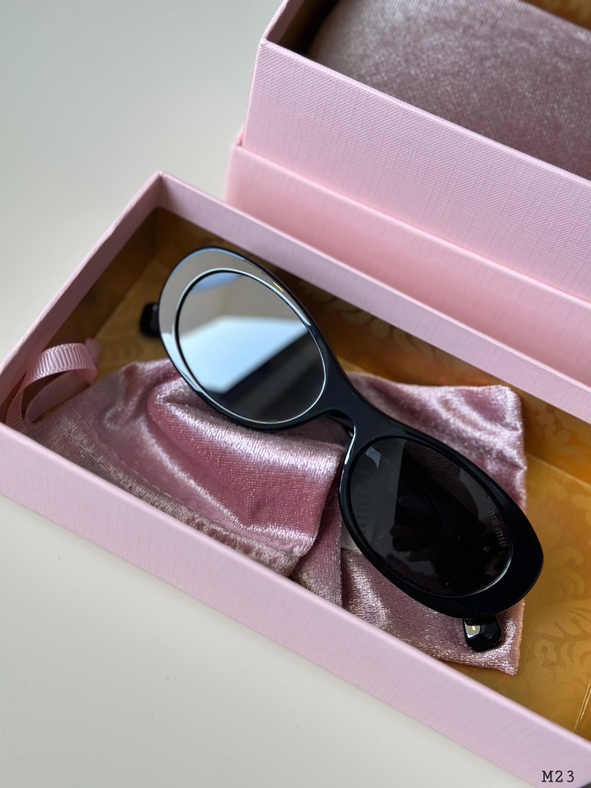 Miu miu Glimpse sunglasses